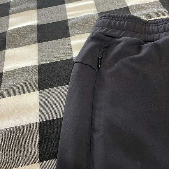 Public Rec Daymaker Pants Sweatpants 42 x 30 Zip Pockets Pull On Black Stretch - Picture 5 of 16